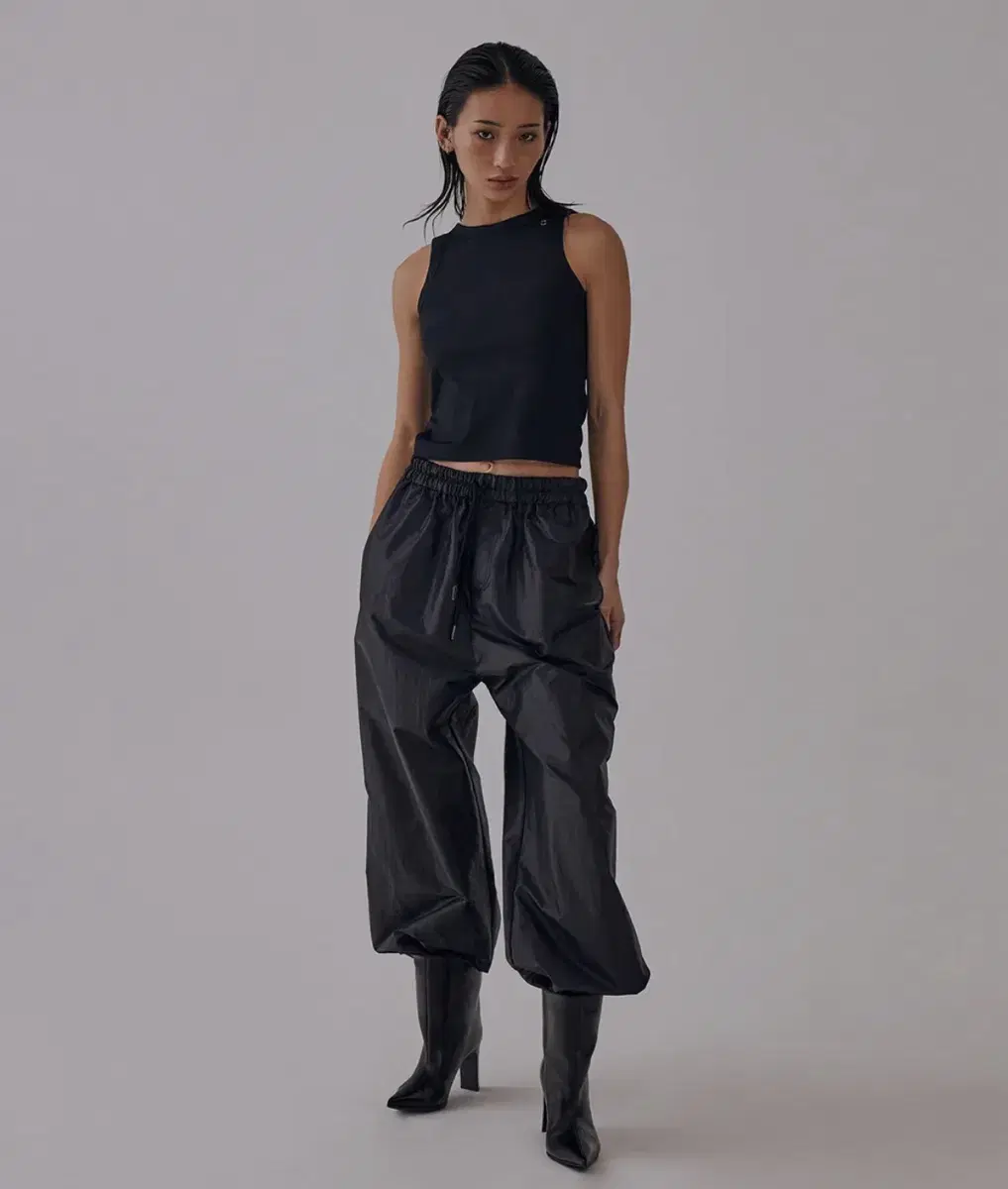 트리밍버드 Glow Nylon Jogger Pants [ Black ]